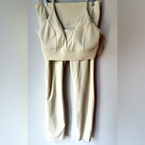 NWT Old Navy Powersoft Matching Set Bra & Leggings, Bone/Light Beige, L
